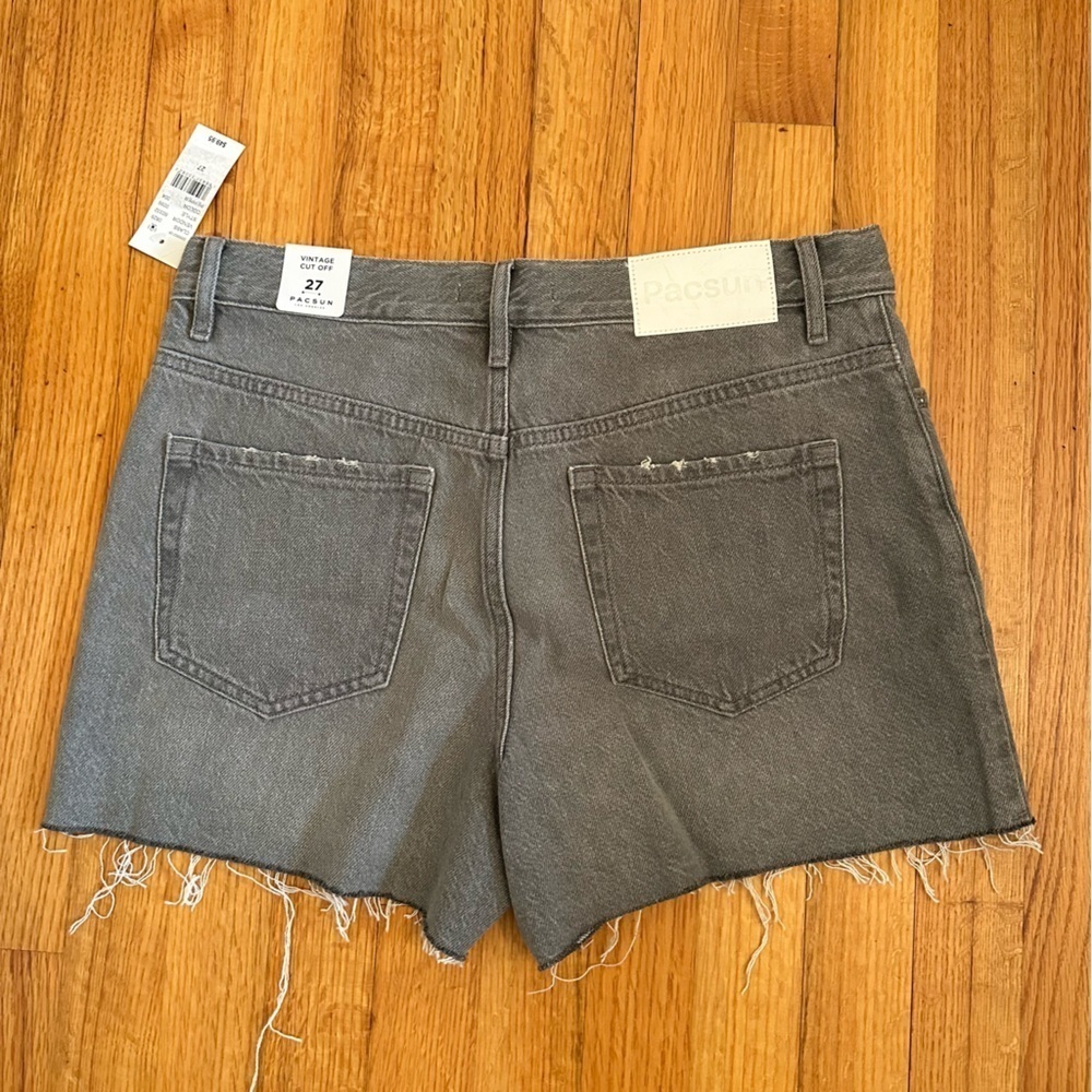 PacSun Gray Asymmetrical Waistband Vintage Cut Off Denim Shorts(a1